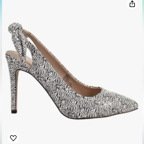 NIB Store
BCBGeneration Womens Black Zebra Slingback Knotted Bow - Picture 2 of 8